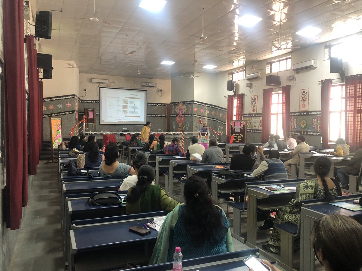 IamCJha's tweet photo. #DelhiEducationRevolution 

Our Principals &amp; HOSs play a vital role to implement any curriculum effectively in the schools.

To get them on same page @Dir_Education is organising an Orientation Programme regarding @HappinessDelhi 

@Minister_Edu @msisodia 
@PbpandeyB @shail2018 https://t.co/0FR2YchKS4