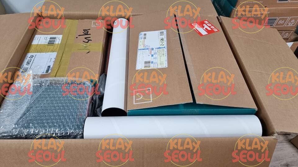 klayseoulph's tweet photo. #KLAYArrivals #KLAYUpdates
Arrived na po yung M2u and Powerstation Lucky Draws
For Soundwave po, in transit pa po siya to ph.
For D:D albums, kanina lang po ako inupdate ni consol na napack na sila lahat and ready for pick up na.
Thank you so much for your patience! π§‘ https://t.co/6GlgOZfRgj