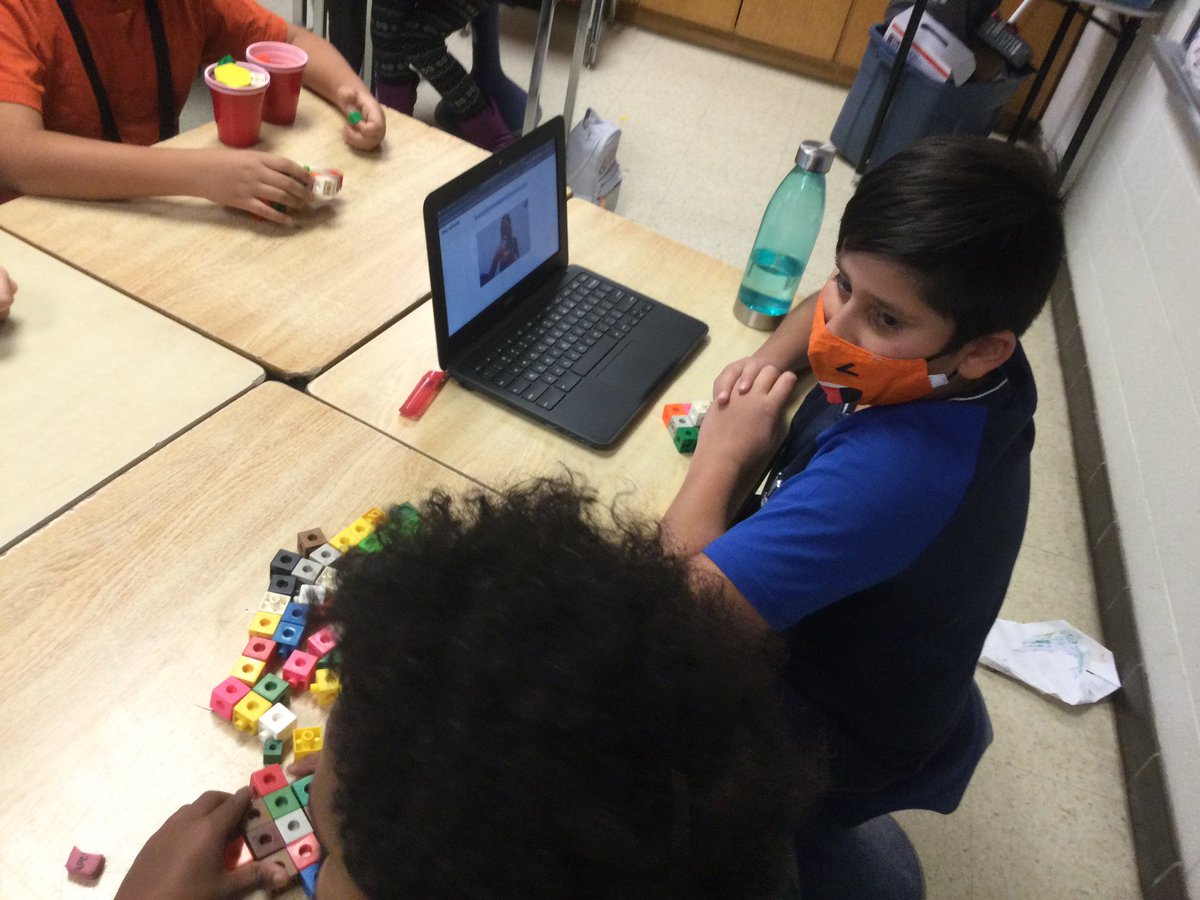 waltonsclass's tweet photo. Finishing part 3, of Student challenge from her blog post, showing videos to Ss in the Think Tank @WestwoodUGDSB @ugdsb @UGExperiential, Ss share๐ก ideas by writing on the blog, the creator will read responses & reflect & responses. #ssleadership #ssvoice such #engagement https://t.co/4MqqZJxdx6