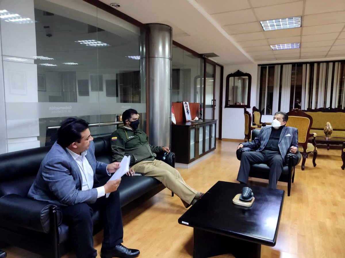 Se trabajará de manera articulada entre <a href="/goberimbabura/">Gobernación Imbabura</a> y <a href="/Ambiente_Ec/">ambiente_ec</a> en la gestión integral e integrada del recurso hídrico de la provincia, con el fin de garantizar el agua en cobertura, cantidad y calidad. #ElAguaNosUne