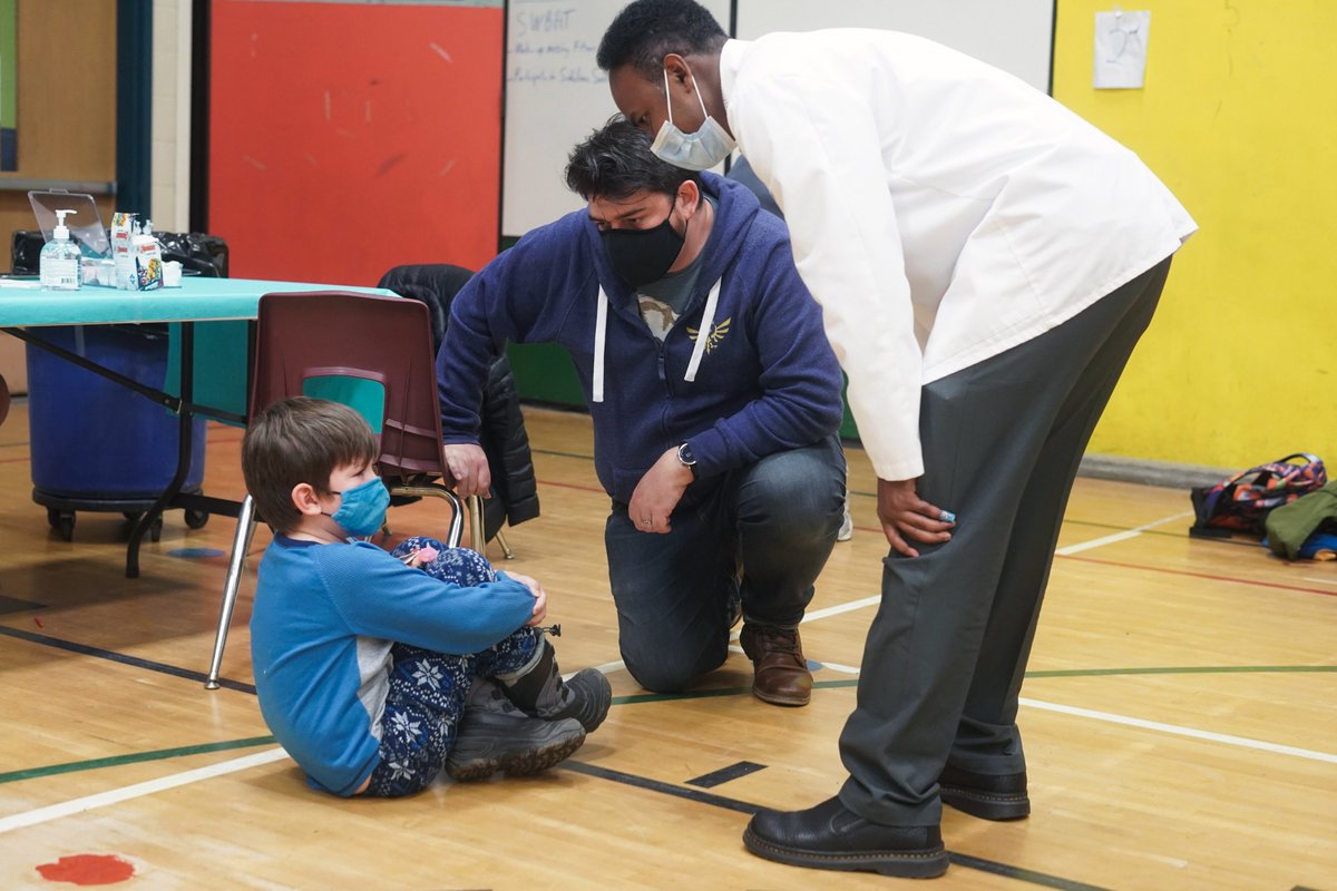 mattmillsphoto's tweet photo. The younger ones are finally getting vaccinated! // Some coverage for @reuterspictures of @SeaPubSchools' first day of #COVID-19 vaccinations at school for kids ages 5-11, at Bailey Gatzert Elementary in #Seattle. https://t.co/s72I22OogD