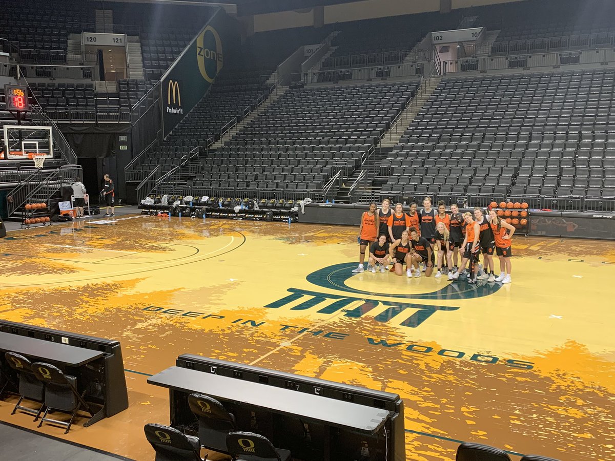 HeartofaBengal's tweet photo. Post practice photo ☑️ 21-22 season starts tomorrow! https://t.co/KPNAGjcOf5