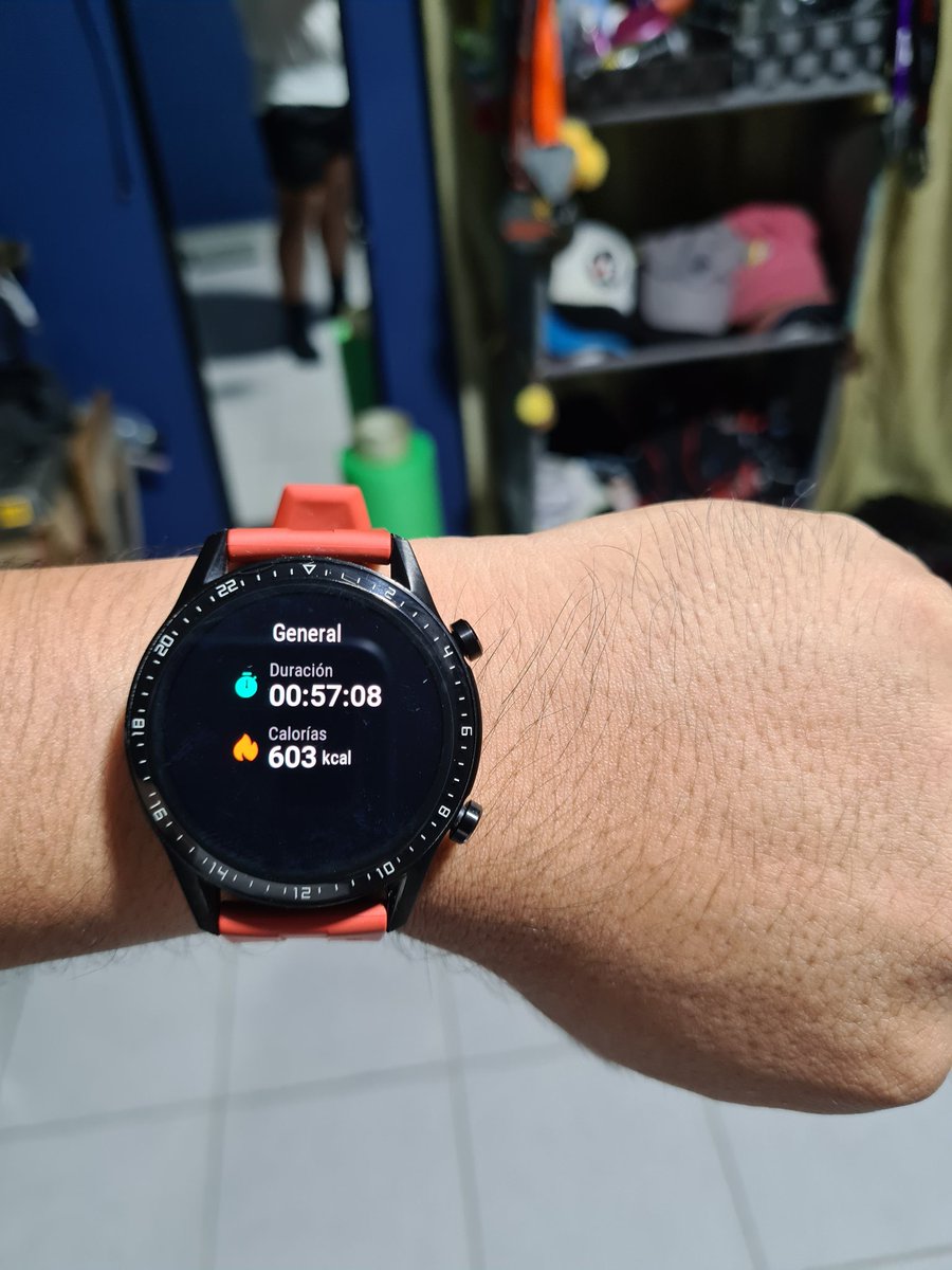Chris_Mendez93's tweet photo. Casi una hora de piernas + 40 minutos de cardio de alta intensidad. 💥
1,130kcal🔥
Este día fue bien aprovechado.
#NuevoComienzo #WindOfChange
#TryingToBeFit💪🏽 https://t.co/jsMiadER74