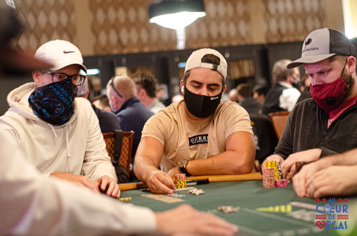 AuCoeurDeVegas's tweet photo. Certains jouent le Main Event et d'autres sauvent le monde en jouant l'Event #68A: LITTLE ONE FOR ONE DROP No-Limit Hold'em, go @Ya2ecoles !
#aucoeurdevegas #wsop2021 #wsop #LasVegas https://t.co/TN3OycFEAU