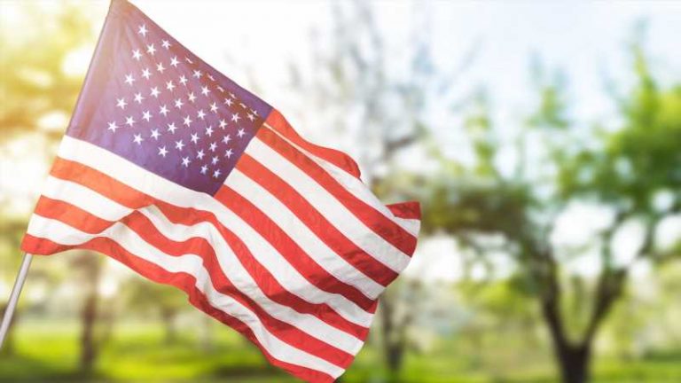 "Ways to Give Back to Heroes"
In the US, Veterans Day is recognized on November 11. This is a holiday to honor those who have served in the military. Now is a perfect time to give back to these heroes &amp; show them how much they are appreciated.
#Blog link: lifesteps.org/news-events/bl…