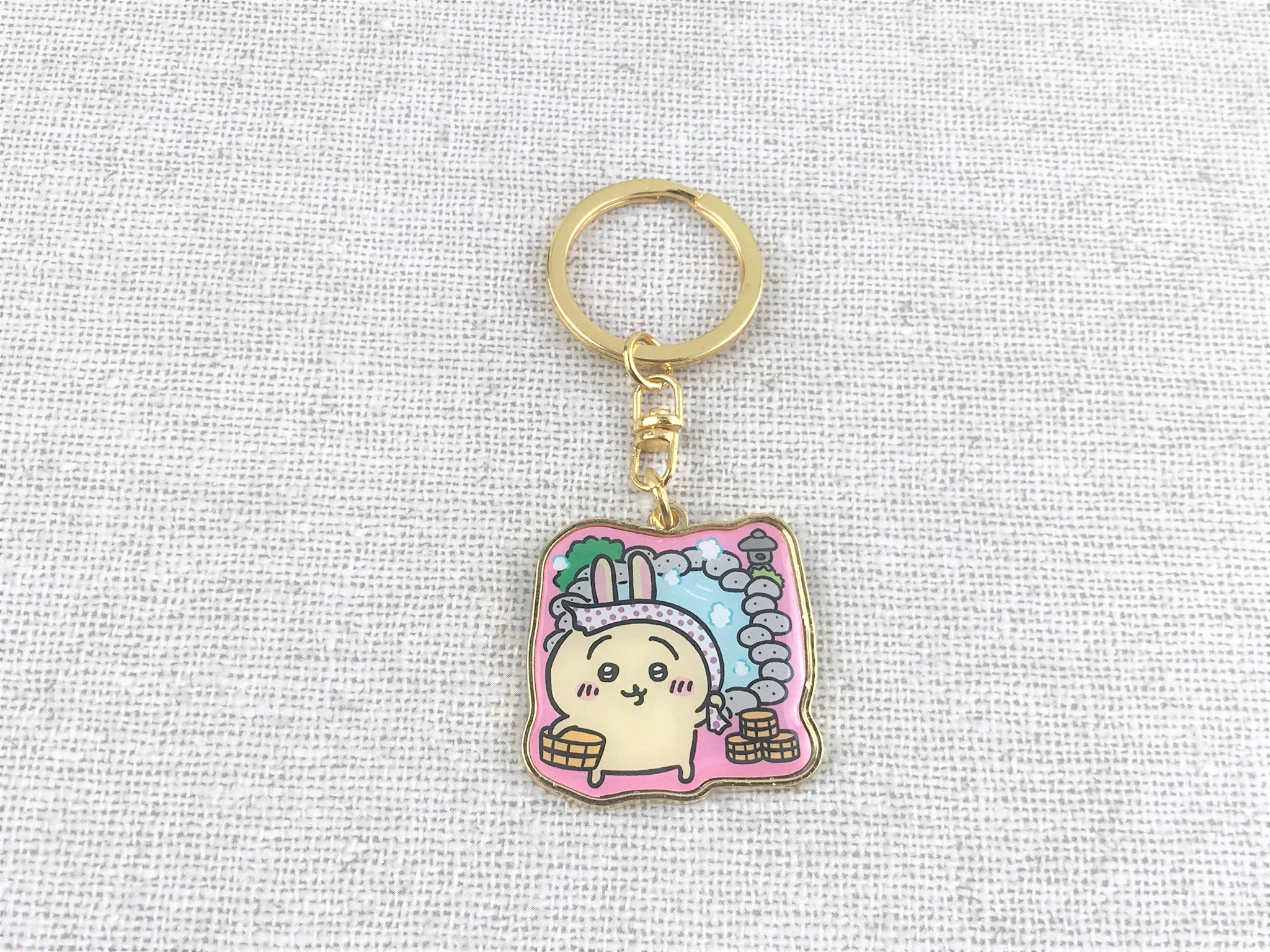 ちいかわ ご当地 キーホルダー ＋ 缶バッジ セット ご当地ちいかわグッズ 公式 on X: 