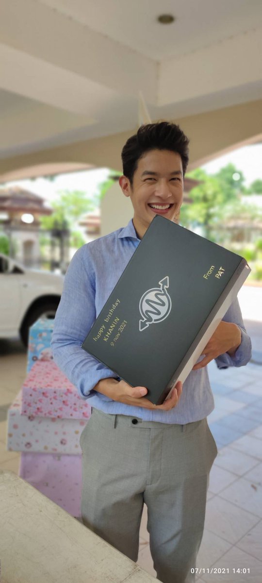Khaninlover_'s tweet image. Happy birthday 🎈🎉🎁 @khaninch 
#เพื่อนคณิน 
#puenkhaninday
