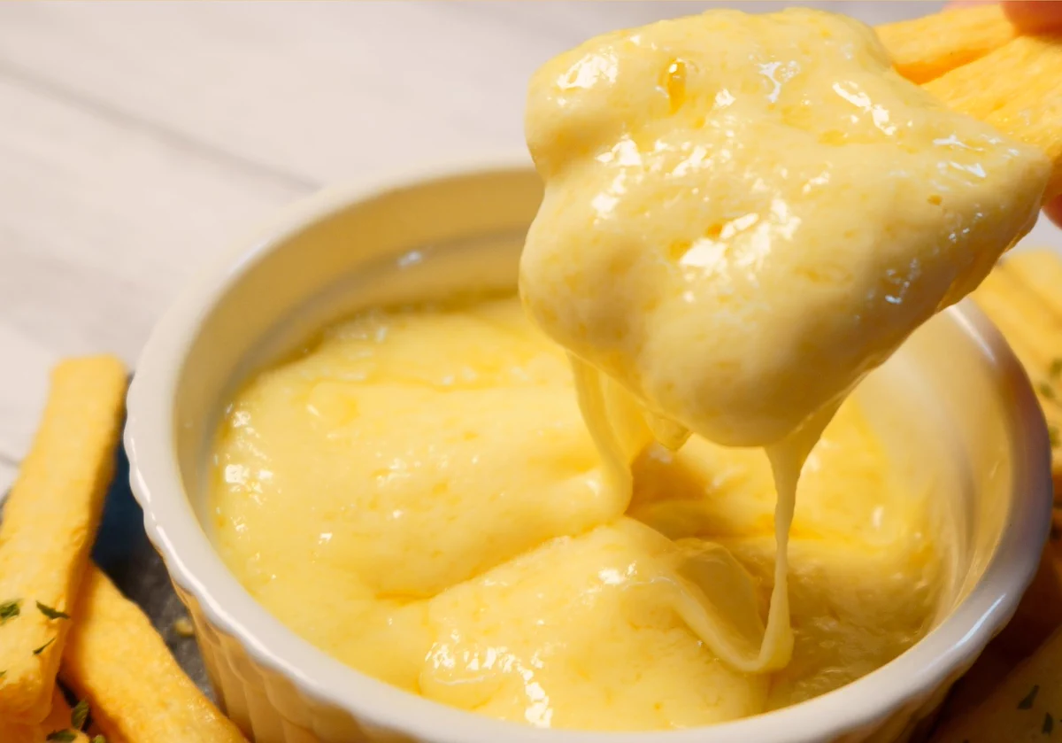 どんなものでも美味しくなるソース？！簡単で汎用性が高そうな「チーズソース」の作り方！