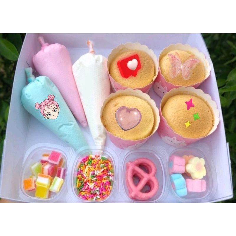 ChwNitha's tweet photo. ฉันกำลังขาย คัพเค้กdiy ขนาด 4 ถ้วย ที่ Shopee ในราคาสุดพิเศษเพียง ฿120 ซื้อเลยที่ https://t.co/SJV7EpmpoJ #ShopeeTH https://t.co/gO8L5VsC7Z