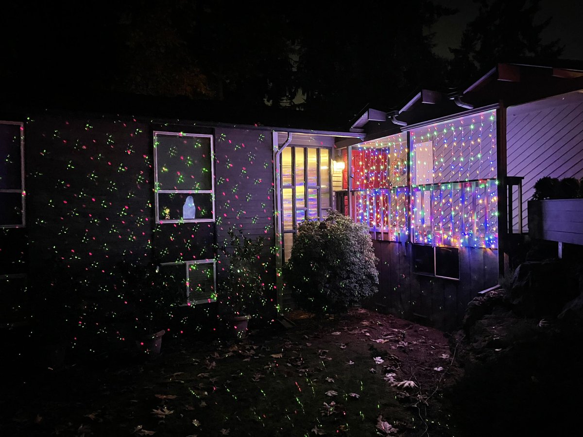 expensivehelper's tweet photo. I don’t care what day it is. Christmas lights make me happy! https://t.co/xzkFc9bO9K