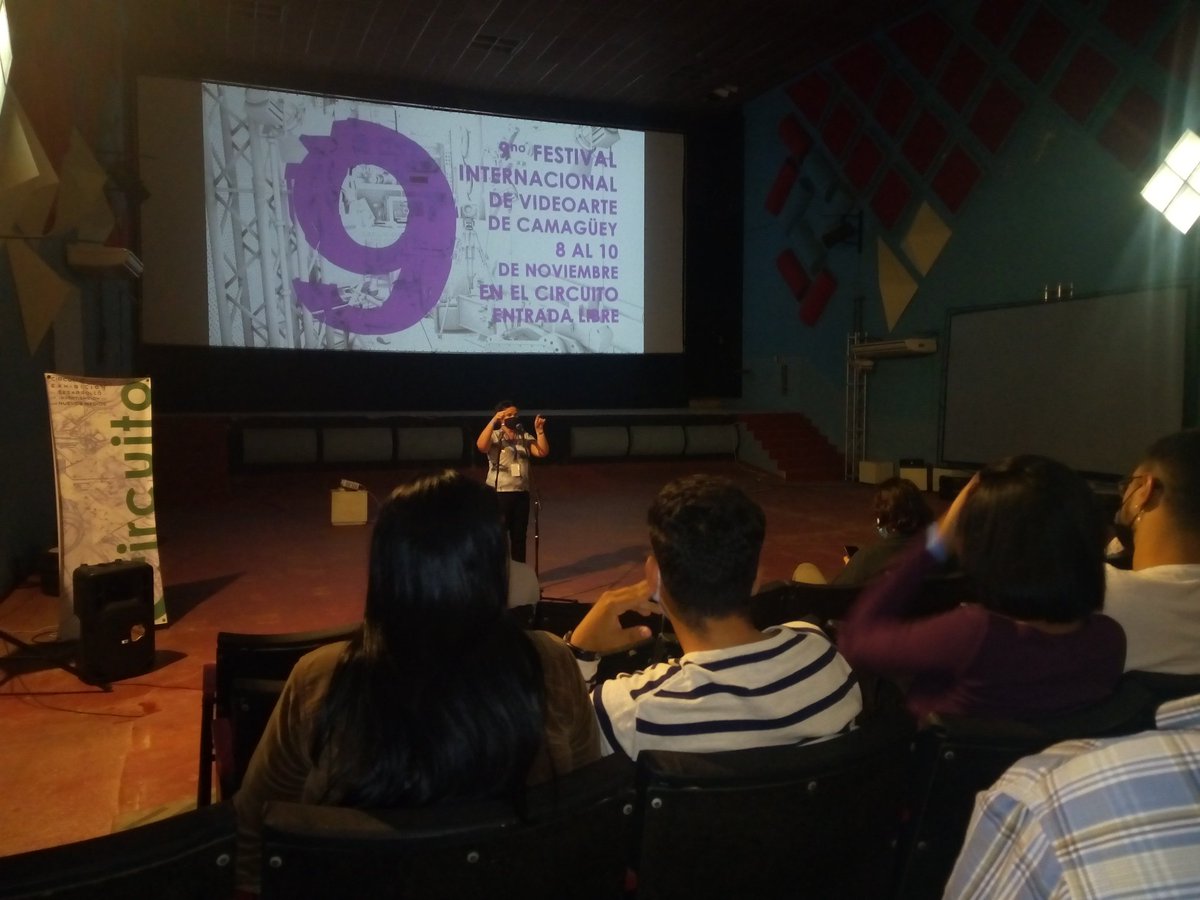 radiocamaguey's tweet photo. Atemperado a la situación epidemiológica actual y con récord de participación de obras inscritas quedó inaugurada la novena edición del Festival Internacional de #Videoarte de #Camaguey #FIVAC con sede en el proyecto sociocultural El Circuito
✒📸 @ClaudiaArtiles3 https://t.co/nkH1vTbdNJ