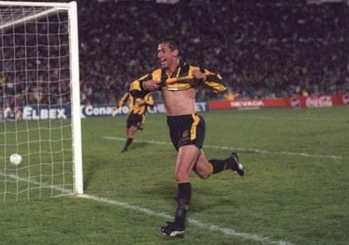 negroydecap's tweet photo. Remontadas épicas?
Son las que te hacen ganar un quinquenio. https://t.co/GULhNSnH6h