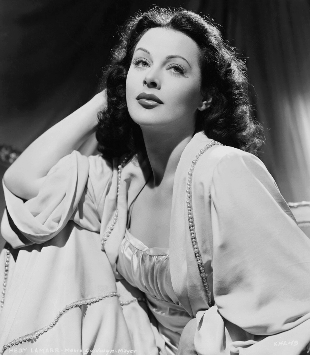 hedyarchive's tweet photo. "The unknown was always so attractive to me." Happy birthday to the actress and inventor Hedy Lamarr, born on this day in 1914. https://t.co/Az7W9Xm3HU