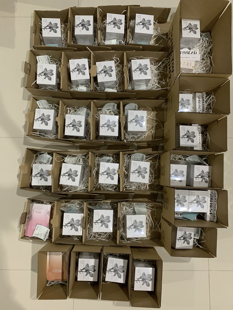 collagen_glory's tweet photo. ✿ mademyday !
ใจฟูมา��ฮะ สำหรับออเดอร์จอง 𝙉𝙚𝙬 𝙏𝙚𝙧𝙧𝙮
ปิดไป 30บ้าน ขอบคุณลูกค้าทุกคนที่อุดหนุนนะคะ🙇🏼♂️
พร้อมส่ง Terry สูตรใหม่
1 𝙋𝙘 549.-
2 𝙋𝙘𝙨 998.-
กันแดดหนมปัง โปร 11.11 ค่าส่ง 11.-
1 𝙋𝙘 300.-
2 𝙋𝙘𝙨 578.-
#terry #terrysleepingmask
#sunbread #กันแดดหนมปัง https://t.co/pq9aRbcmz6