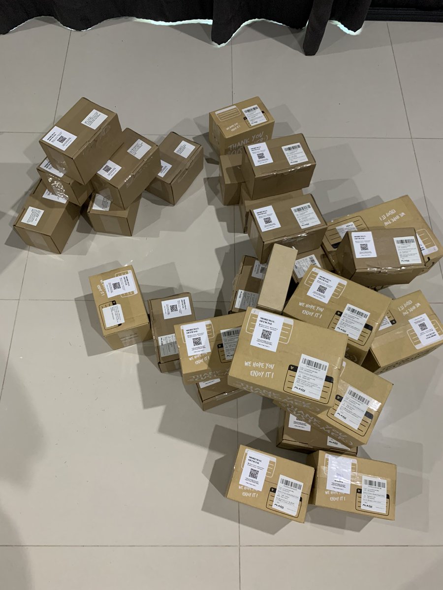 collagen_glory's tweet photo. ✿ mademyday !
ใจฟูมา��ฮะ สำหรับออเดอร์จอง 𝙉𝙚𝙬 𝙏𝙚𝙧𝙧𝙮
ปิดไป 30บ้าน ขอบคุณลูกค้าทุกคนที่อุดหนุนนะคะ🙇🏼♂️
พร้อมส่ง Terry สูตรใหม่
1 𝙋𝙘 549.-
2 𝙋𝙘𝙨 998.-
กันแดดหนมปัง โปร 11.11 ค่าส่ง 11.-
1 𝙋𝙘 300.-
2 𝙋𝙘𝙨 578.-
#terry #terrysleepingmask
#sunbread #กันแดดหนมปัง https://t.co/pq9aRbcmz6