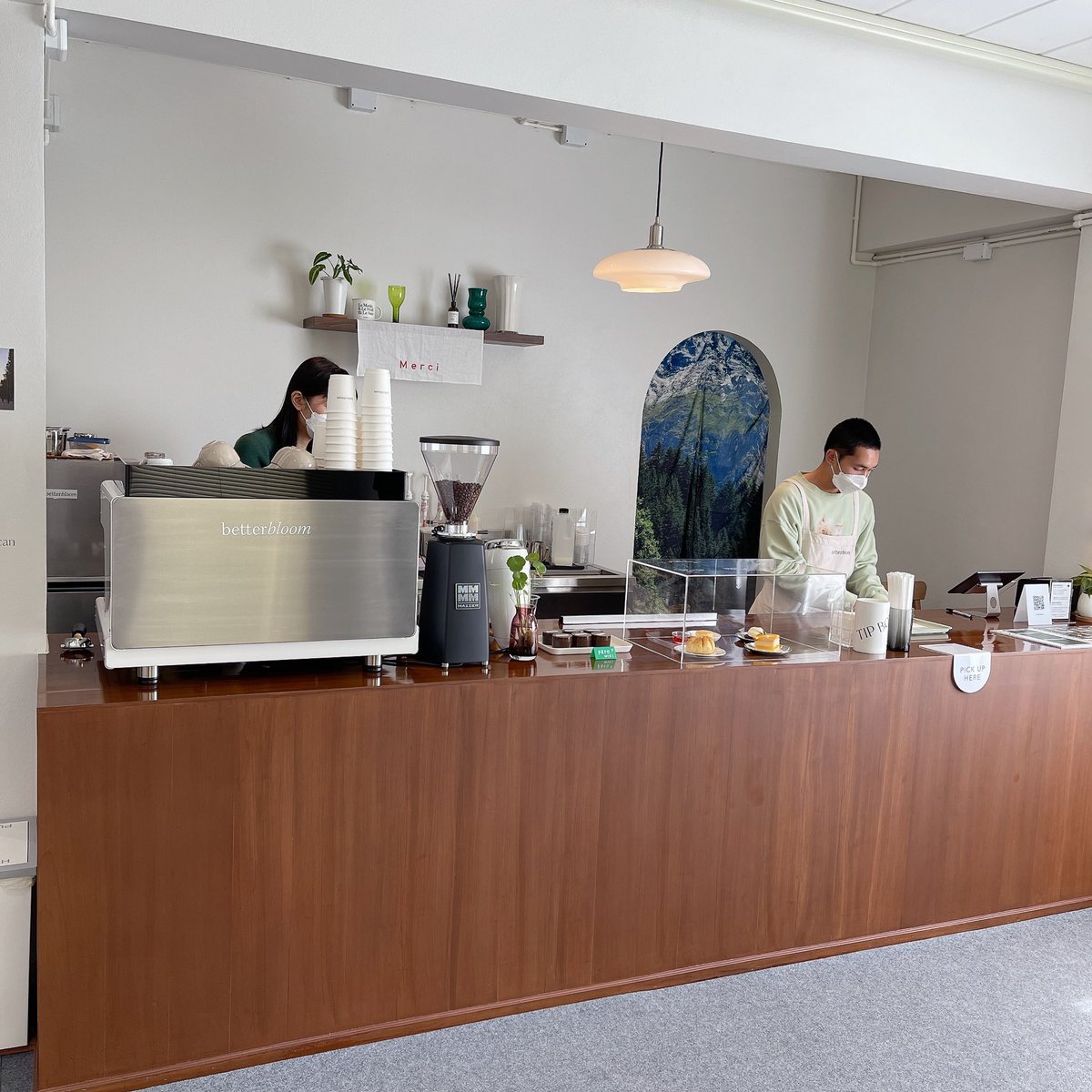 jenitalks's tweet photo. Betterbloom คาเฟ่ นี่น่ารักจริงๆอะ ชอบดีเทลของร้านคือเกาหลี มินิมอลตั่งต่างมากกก คนไม่เยอะด้วย เพราะอยู่อยุทธยา 555 https://t.co/oaA3hVqqy2
