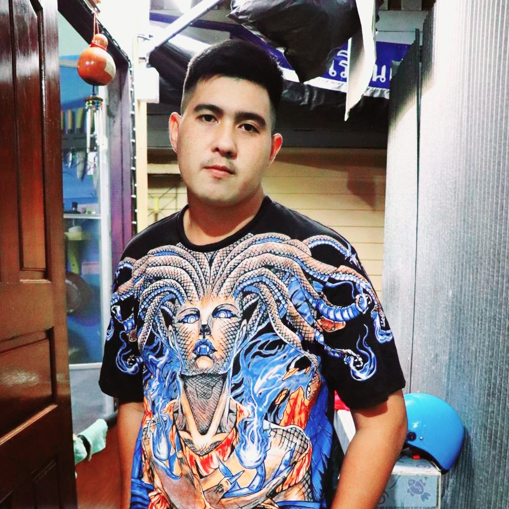 aunchitgolf's tweet photo. #NewProfilePic https://t.co/ZNiJ9HbXdB