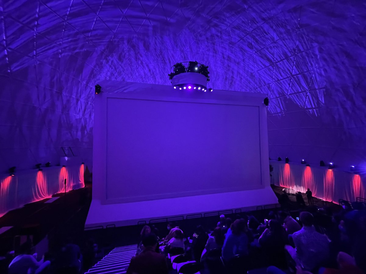 _Sarand's tweet photo. Got to do the @arcaneshow premiere that they set up on campus. Boy does Riot know how to make an experience. https://t.co/2OhN41hULS