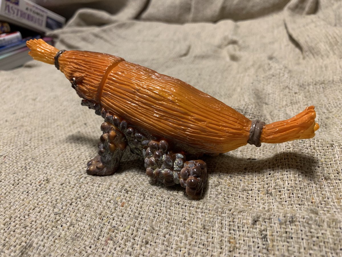 774yumenokatam1's tweet photo. 茨城ご当地怪獣バチルキング。この足ぺったん45度上半身上げ体型の怪獣大好きなんですよね。納豆ボディの塗装が非常に良い感じ。
#バチルキング
#ONE_UP
#ご当地怪獣 https://t.co/4TJVsiDBpM