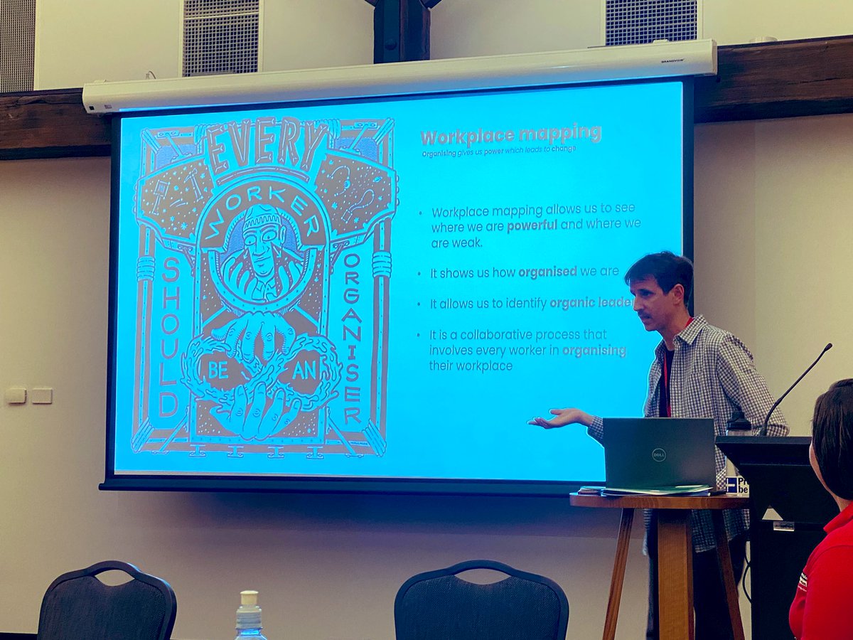 CPSUTas's tweet photo. New Organiser Michael has been with the team for less than two months, but has already stepped up with an incredible presentation on #BuildingUnion: workplace mapping, organic leaders, structure tests and knowing your rights.
Artwork: @wallmansam #ProudtobePublic #ProudtobeUnion https://t.co/eGhNtttwtI