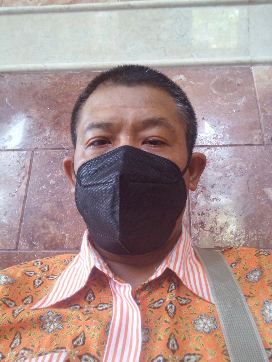 Keyakinan boleh asal tidak salah dalam mengamalkannya.sebab dalam setiap perbuatan yang kita lakukan akan ada pertanggungjawabanya.
Selamat beristirahat dan makan siang semuanya,