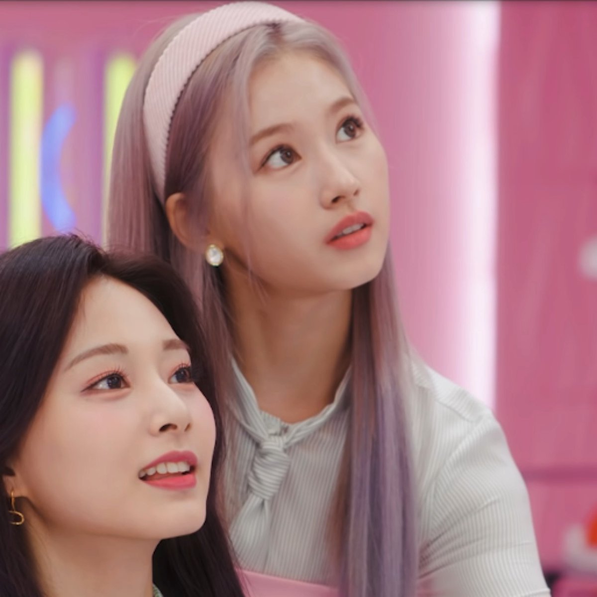 misanaarchives's tweet photo. The visuals

#MINA #미나 #SANA #사나   #Misana
#트와이스  #Twice  @JYPETWICE https://t.co/nwpOnWrjOd