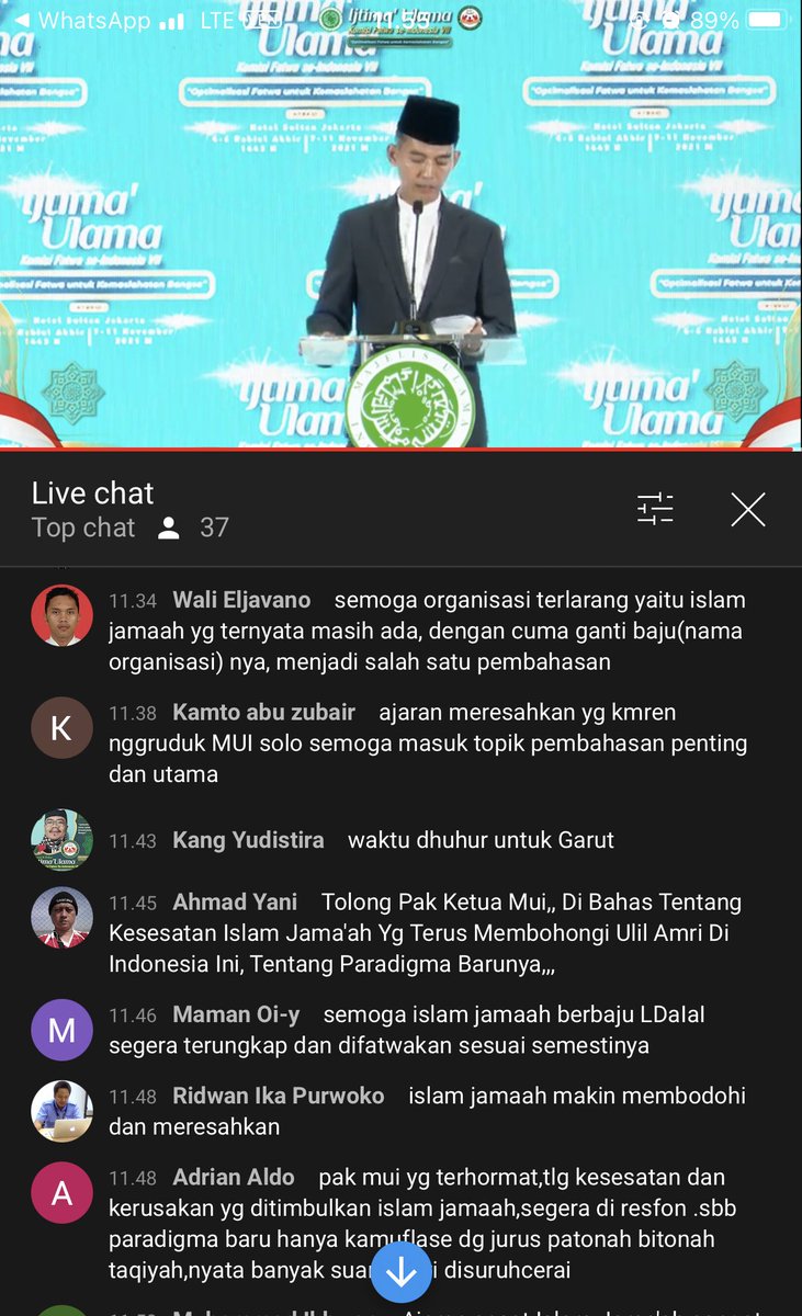 Bapaklmam's tweet photo. TOLONG JANGAN NGADU SAMA MUI!

MUI Pusat sedang mengadakan acara Pembukaan Ijtima Ulama Komisi Fatwa, tapi isi live chatnya aduan tentang jamaah saya.

Awas kalian kalau ikutan komen ngadu seperti ini, mau kalian saya grebek dengan 7000 orang?🤭

Kerjakan karna Allah mugo2 ASLB https://t.co/XRfPmIOQjW
