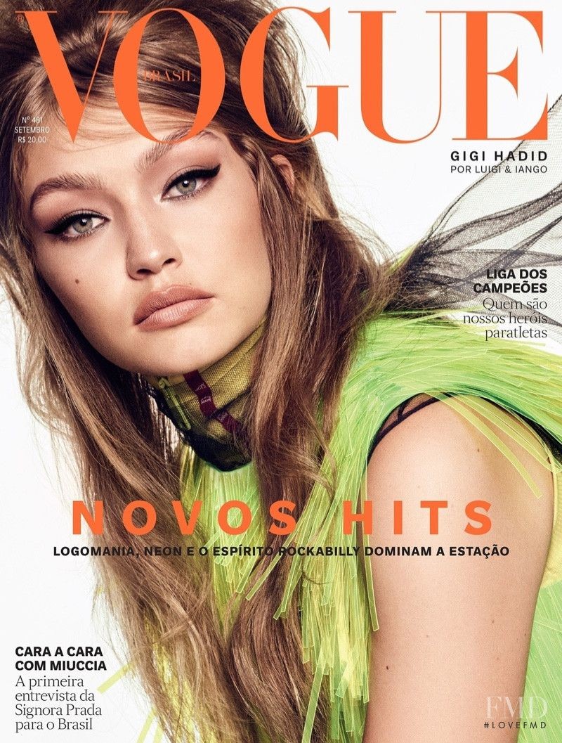 女性情報誌 Vogue Portugal Magazine November 2021 Vogue Portugal Magazine November 2021
