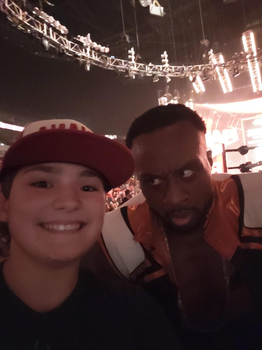 ryanfetz's tweet image. Thanks @WWEBigE for taking a selfie with my boy!