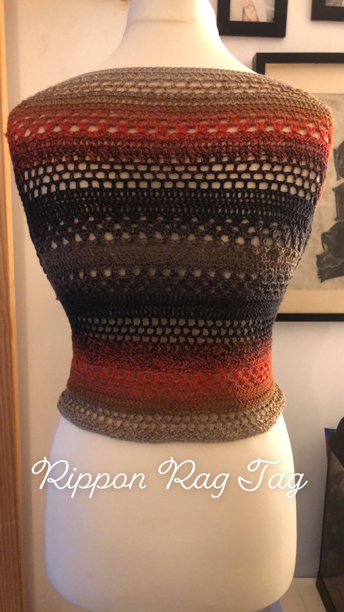 RipponRagTag's tweet photo. Morbius infinity scarf #crochet #RipponRagTag inbox me for price https://t.co/6lVFLvSZ4C
