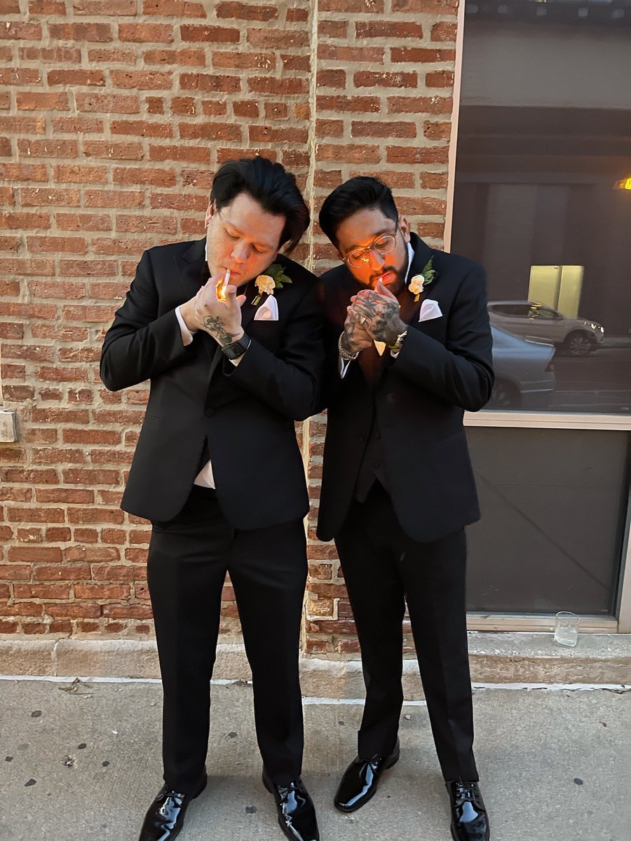 Tommcrisp's tweet photo. The manager and I. Fucking sick bro. Always great seein him. The camera lens broke after this was taken https://t.co/1FGLADBxr7