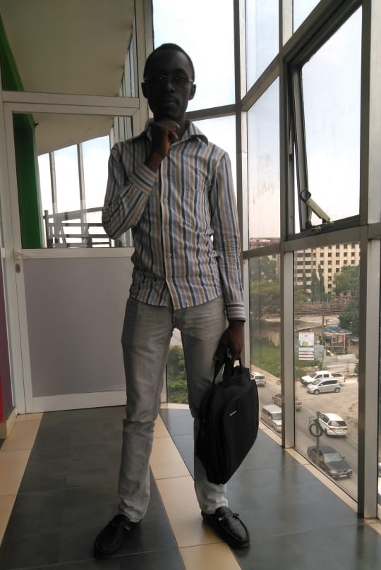 N_Thibilisse's tweet photo. #Burundi🇧🇮 est joli!
While a socio-economic young entrepreneur is coming from #GlobalEntrepreneurshipWeek &amp; #HackingBurundiWeek launching!
Positive &amp; courageous mind will never loose hope of making + change!
Let's plant a fruit tree that we'll pick when get old.
#GEW2021
#HBW2021 https://t.co/dQ0FyurdEt