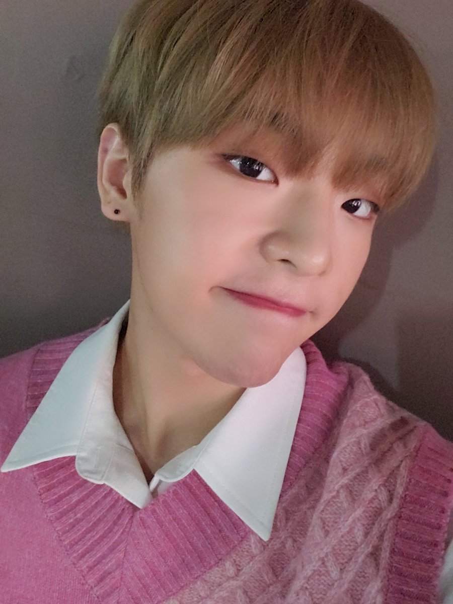 KingdomFanCafe's tweet photo. [20211107] Mujin Update:

안녕하세요 무진입니다 // Hello, It's Mujin https://t.co/N9BvDiGTk8