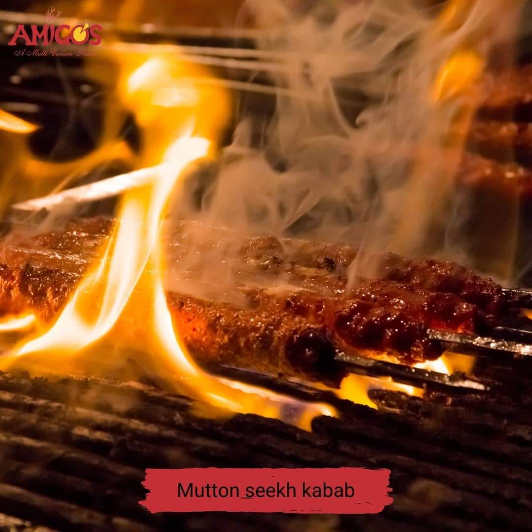AmigosFoods's tweet photo. Mutton seekh kabab from the kitchen of amigos Hazratbal !
#amigoshazratbal #kabab #muttonkabab #seekhkabab #mutton #muttonlove #bestfoodintown #bestfoodinkashmir #qualityfood #freshfood #foodphotography https://t.co/YjhLYQEaCx