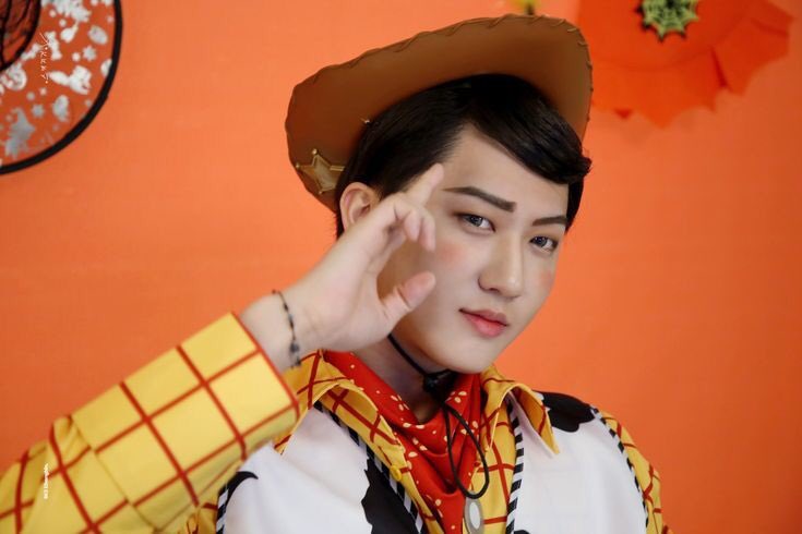 —Vía IG—

Gracias a mi <a href="/KxmJiSooB/">Jιsoo ⃕ ♡̷ೃ༄</a> por las fotos. Y feliz Halloween a todos 👻