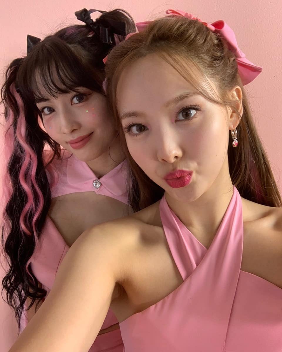 boohyunn's tweet photo. https://t.co/k4jqujaUV9