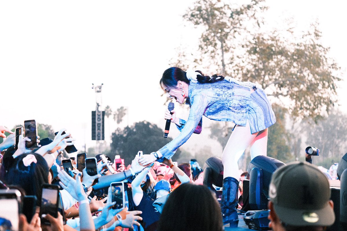 nakedbibi's tweet photo. still processing ☁️ #headintheclouds...
was it all a dream?

photo credit:
Nelson Park

@FGHmusic @88rising 
🤍 https://t.co/PRvN95C1Kh