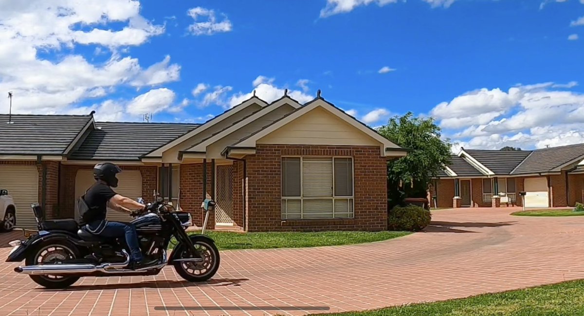 itshughesy's tweet photo. Beautiful day for a ride @clarky_82 #motorcycle #yamaha #roadliner https://t.co/GzU99qE92j