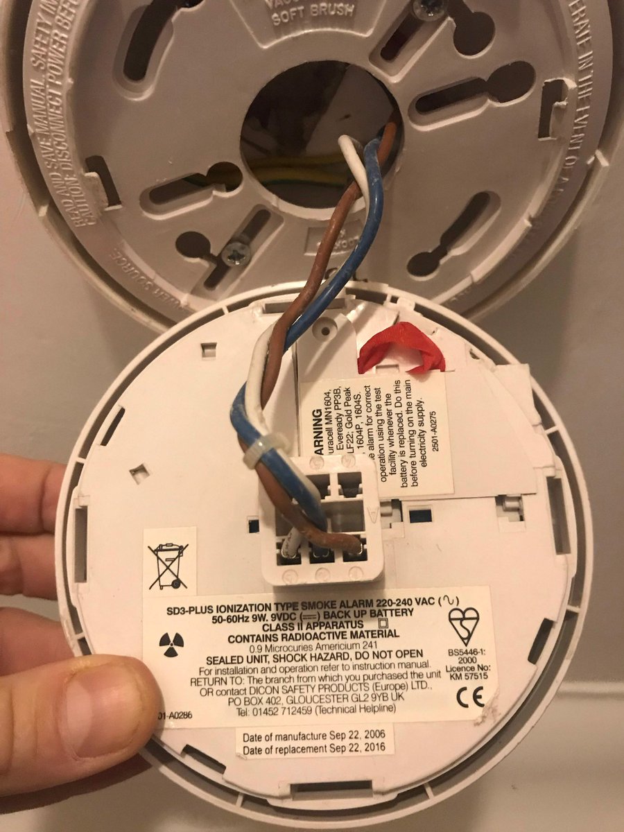 Push the button not your luck ! Fitting and testing smoke alarms saves lives ! Did you know smoke alarms should be replaced every ten years ? What’s the date on yours ? #domestic #commercial #industrial #approved  #electrical #services #norfolkelectrician
smoothe.org