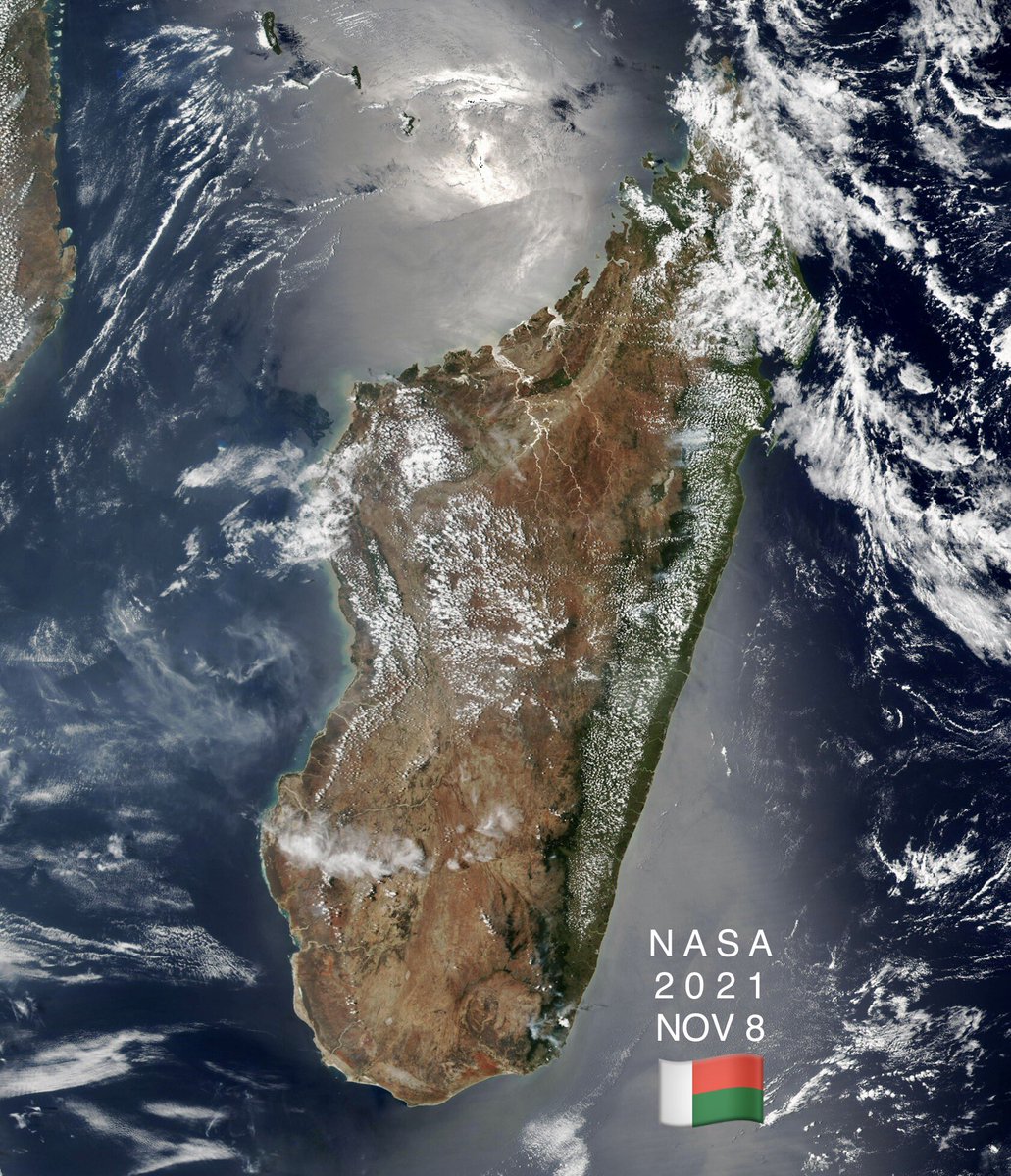 IgnazioMagnani's tweet photo. 🇲🇬 Bonjour Madagascar!
La Station Spatiale Internationale sera visible à l'œil nu aujourd’hui (dans un ciel sans nuage) à 18h34 partout
 
  Conseil
 📲alarme
 📲photo souvenir
   
Today in Space https://t.co/fI01cZcyfB
📸 NASA https://t.co/IkgkHdNfaJ https://t.co/xnYGLBpZkm