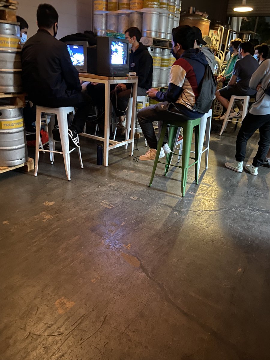 Steech_'s tweet image. Stool tournaments are biased against rectangle players