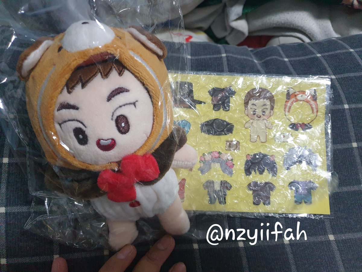 nzyiifah's tweet photo. Yayness !! Just received my 15cm Xiumin Doll by @mingdoll_e ~ Thank you so much @exogrouporder for opening a GO for this ! 🥰😍🥰😍 #happygirl https://t.co/VR2duIPkKc