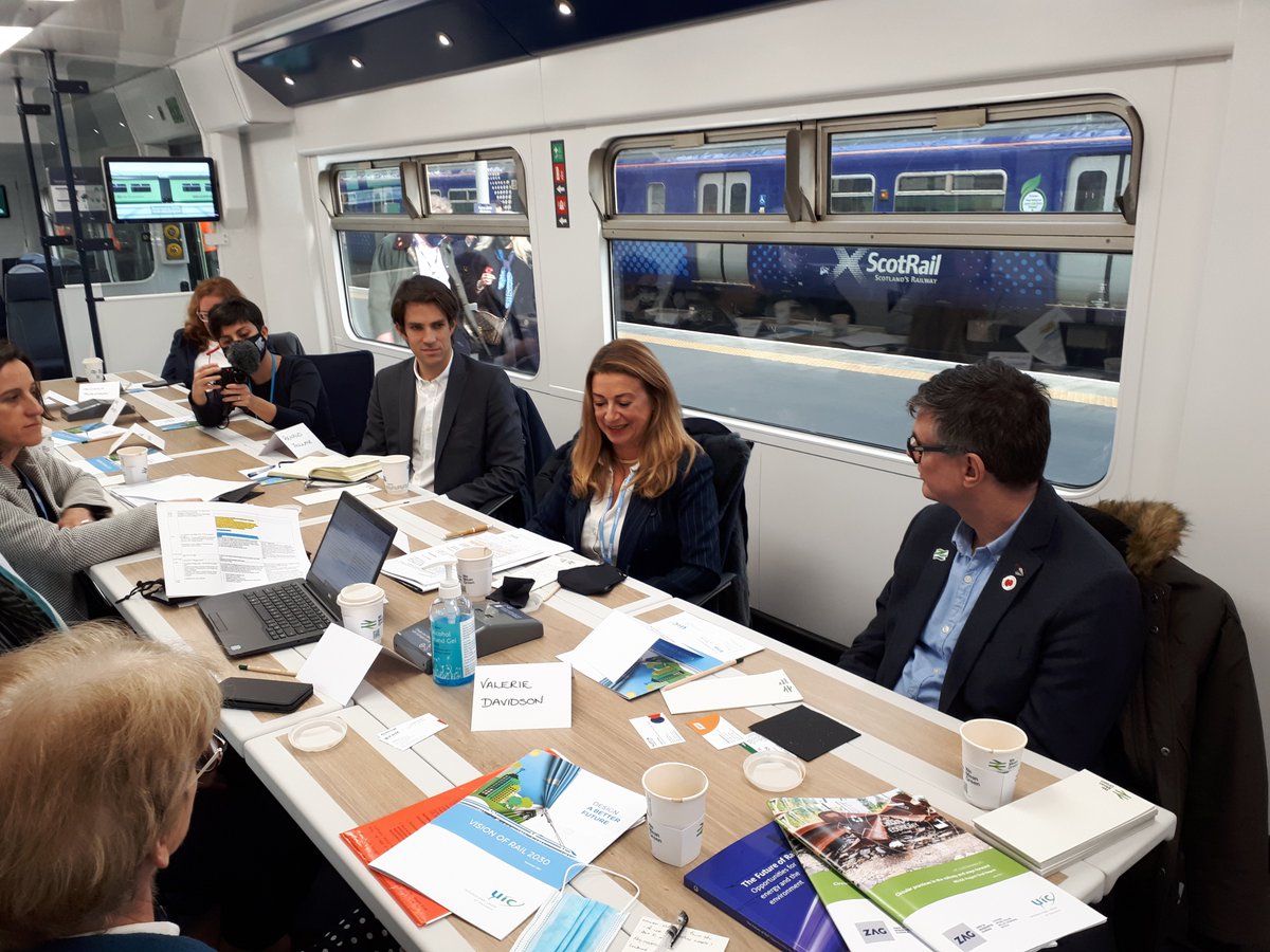 🗣 "We need to accelerate the shift to mass #publictransport ... we must enhance several integration measures for our sector." Elisabetta Tromellini <a href="/FNM_Group/">FNM Group</a> and <a href="/UITPnews/">UITP</a> Sustainable Development Committee Chair on board the HydroFLEX train 🚅🌬🛤 <a href="/COP26/">COP26</a> in and around #Glasgow