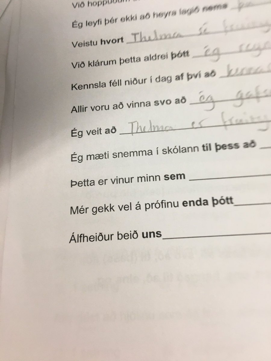 alfheidurrs's tweet photo. Nafnið mitt í skóla hefti❔😲#unusualname https://t.co/efp9kl4Jlg