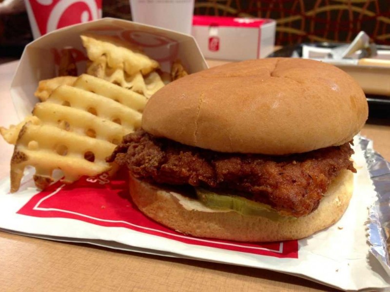 999thebuzz's tweet photo. Road trip to Plattsburgh! 🚐🐔

#NationalFriedChickenSandwichDay
#bagawk https://t.co/265heeFpei