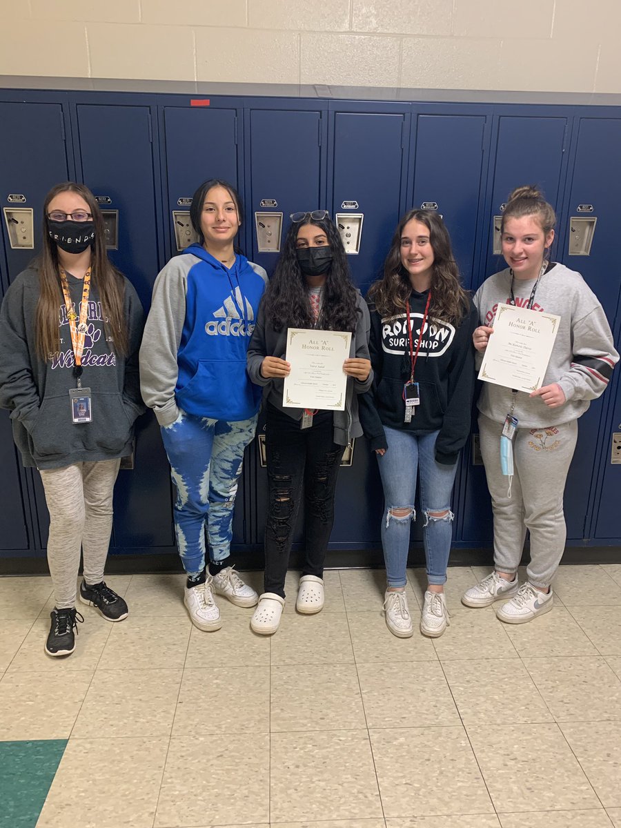 hms_wildcats's tweet photo. 8th grade honor roll students for 1st Quarter #caringcommittedconnected https://t.co/R88BdNrWk8