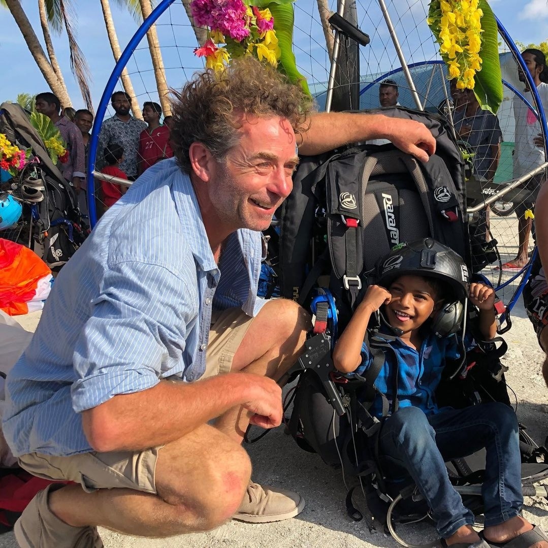 ParamotorM's tweet photo. Connecting with locals 🇲🇻
📷 @gilocardozo 
#flymaldives #adventure #parajet #extremesports #paramotoring #aerial #aviation #ppg #travel #pilot #Maldives https://t.co/KkOyyQ5gQX