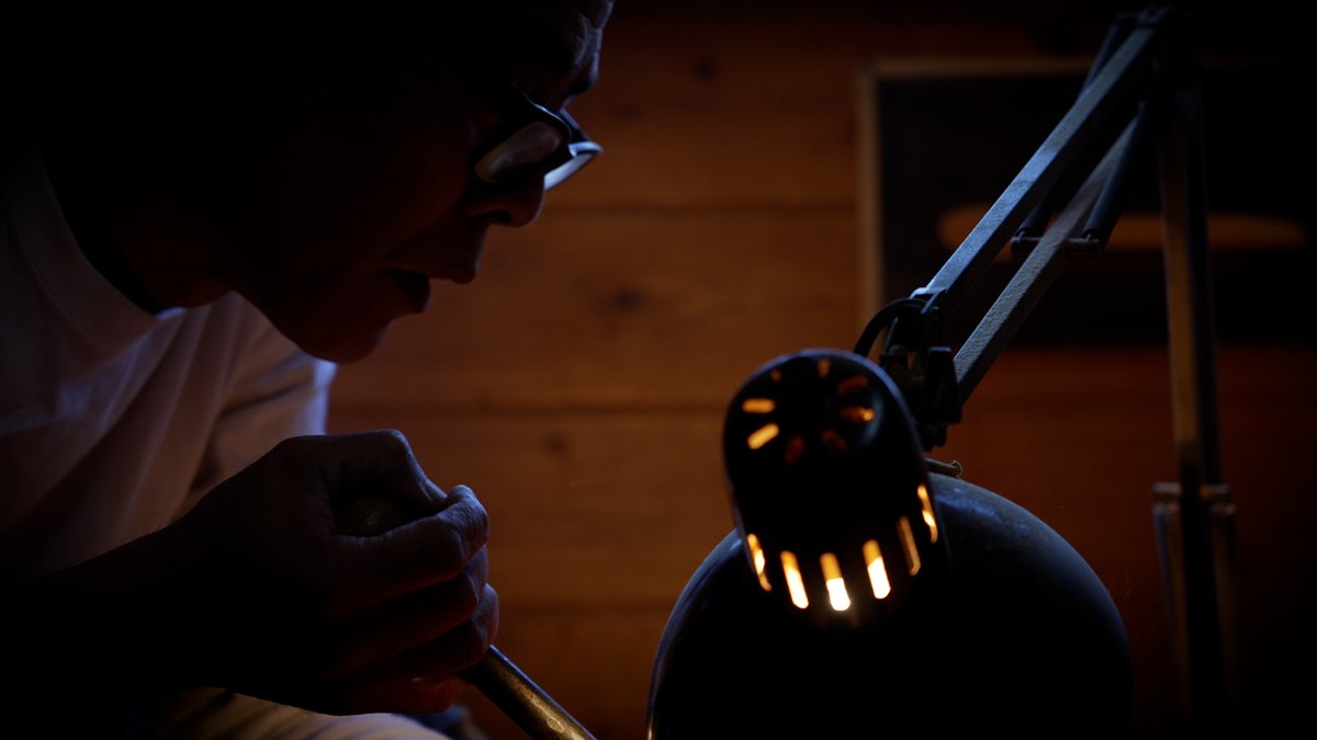 SailToArchipel's tweet photo. Shigeru Kancho is a 5th-generation artisan part of the Wajima lacquerware crafting chain. He had a message on the current state &amp; future of craftsmen in Japan which we wanted to share: https://t.co/eCtD7rwmvm https://t.co/RqfxIbEgkV