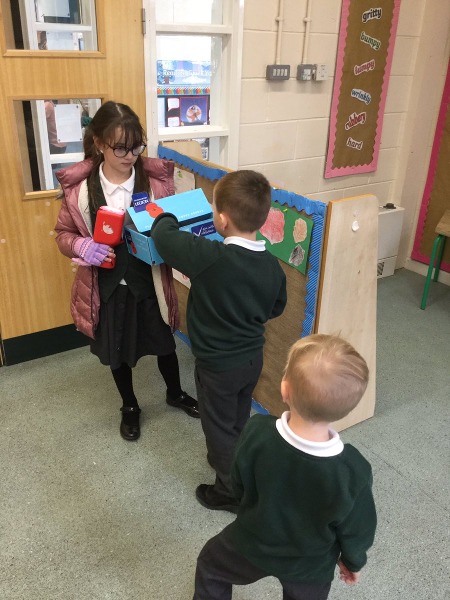 Gatescouncil's tweet photo. We have been busy selling poppies this week. Thank you to everyone who has bought them. #poppies #remembranceday #letsremember #thegatesschoolcouncil #sellingpoppies https://t.co/Y2p0NqauIf