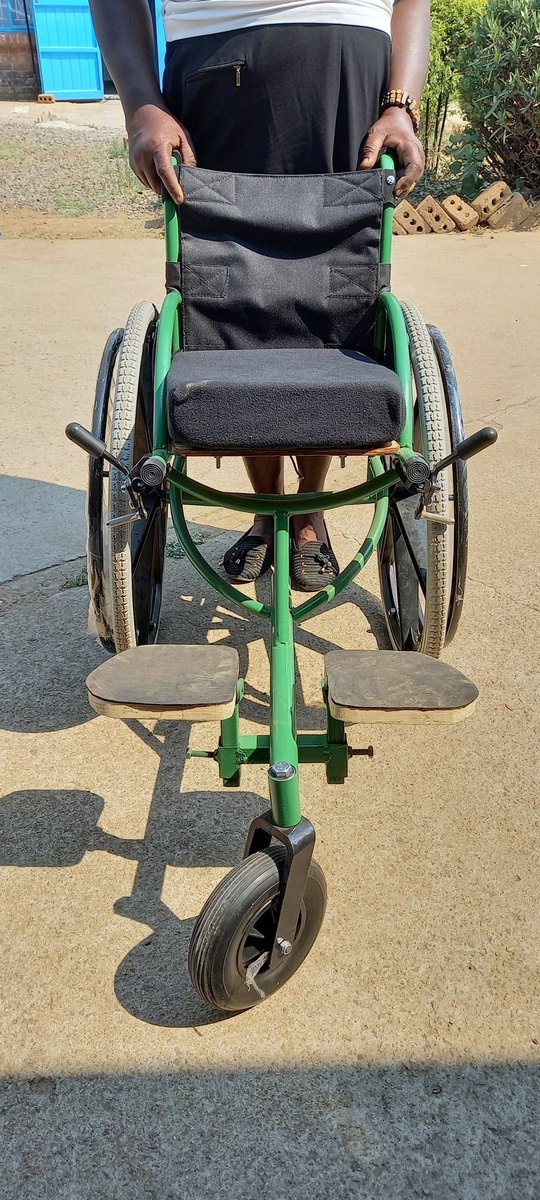 GwiziSoneni's tweet photo. #PromotingLocalProducts by #PWDs 
I visited LOREWO an organization in #Bulawayo that manufactures wheelchairs ♿ &amp; other #disability devices. You can buy these products - place your order to donate to a friend who has a #disability https://t.co/3EMDlnenhu